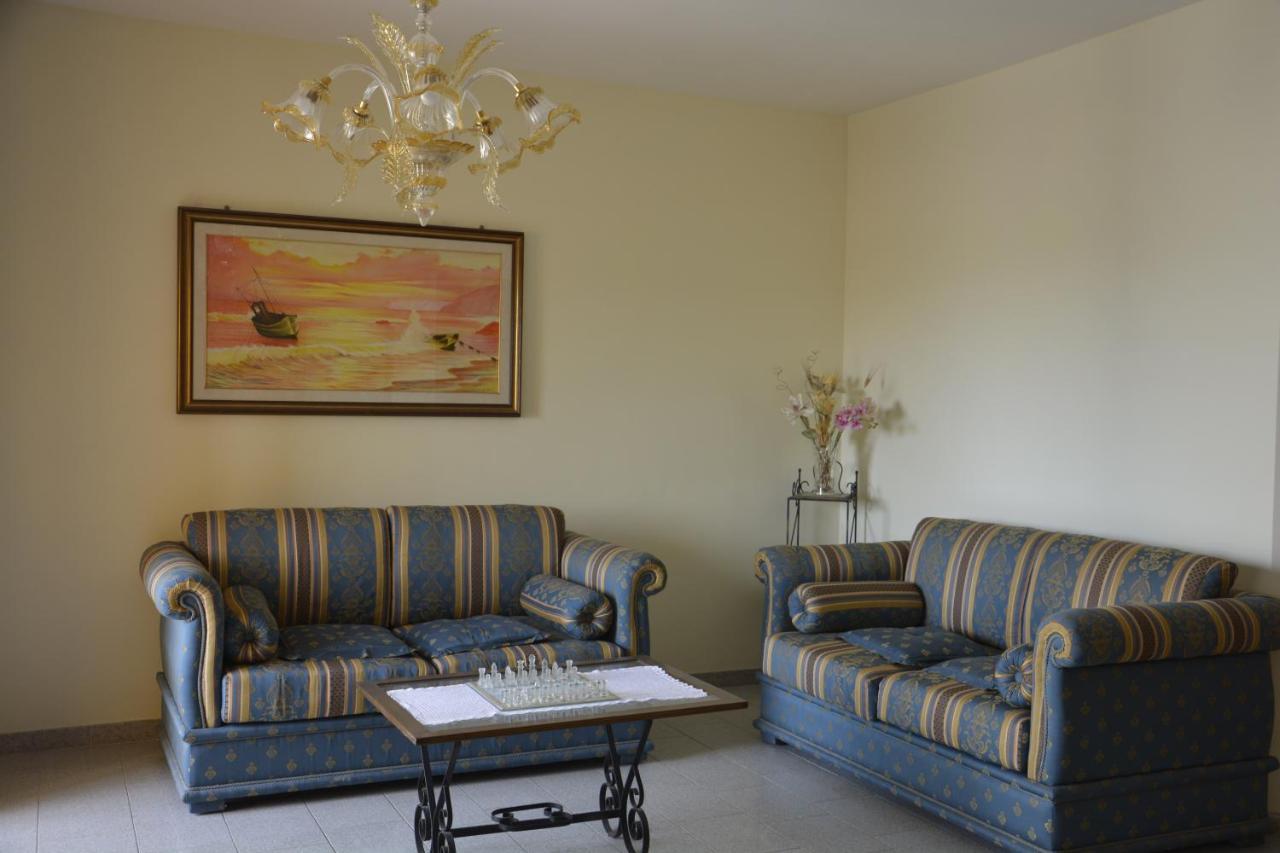 Le Stanze Di Botticelli Bed & Breakfast Termoli Dış mekan fotoğraf